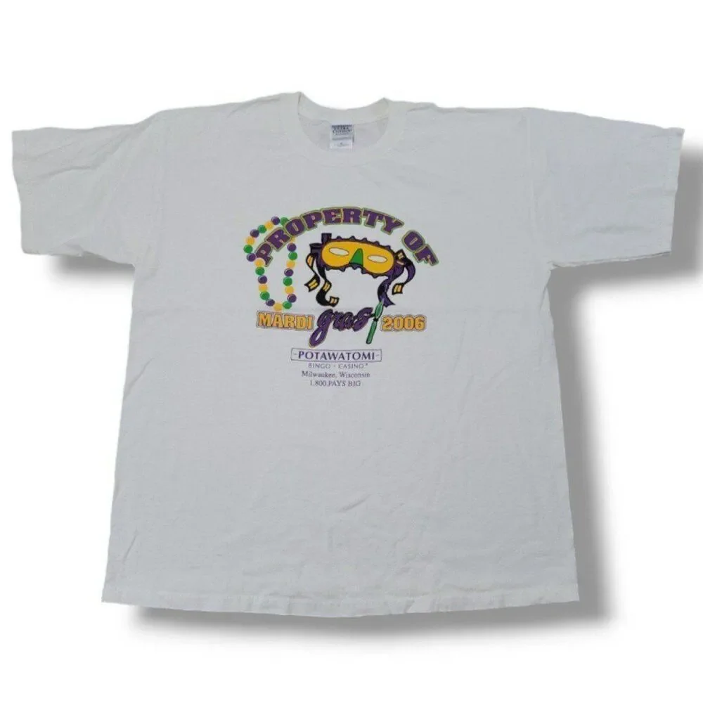 Vintage Y2K Gildan Shirt Size XL Property Of Mardi Gras 2006 Potawatomi Graphic